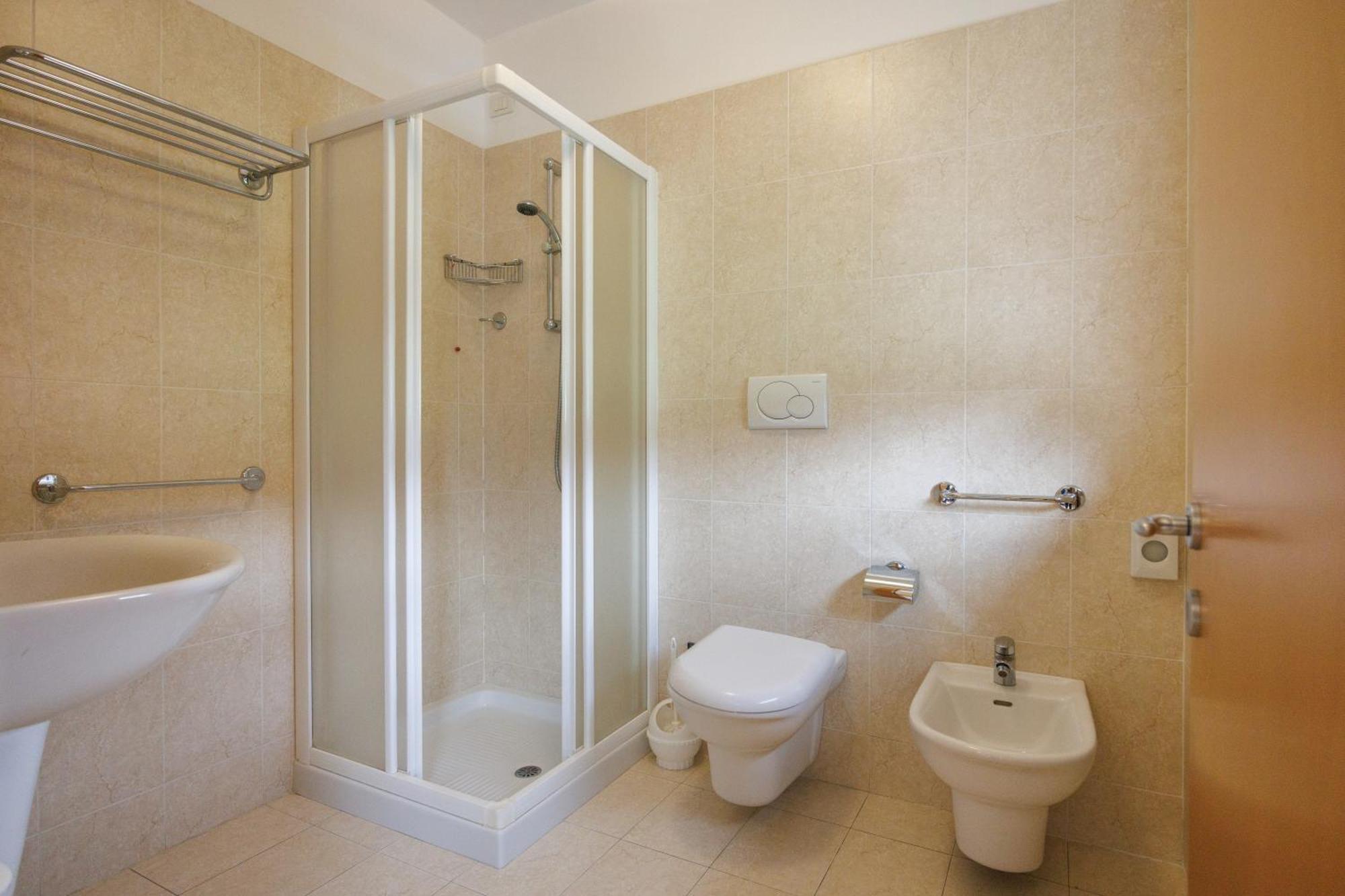 Club Hotel E Residence La Vela Torbole Sul Garda Luaran gambar