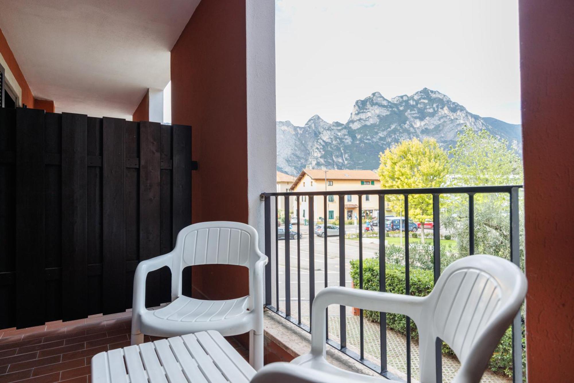 Club Hotel E Residence La Vela Torbole Sul Garda Luaran gambar